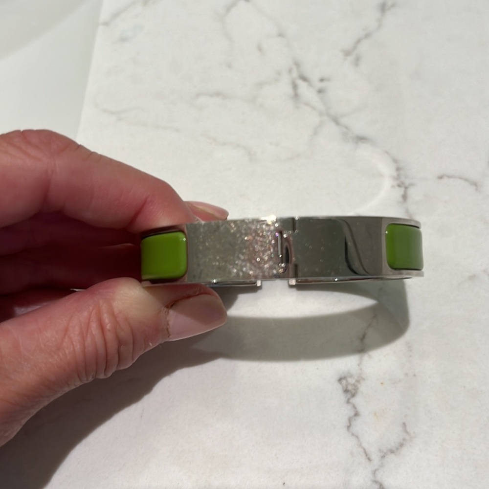 SOLD! Hermes Clic H Lime Green PM Bracelet . Gorgeous! unavailable at Hermes - Picture 5 of 6